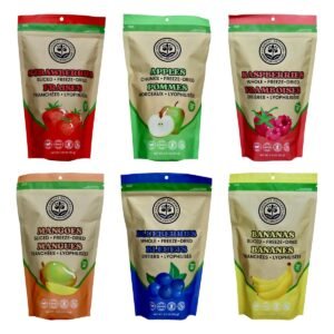 Les six sacs de fruits lyophilisés Crunchy Orchard : fraises, pommes, framboises, mangues, bleuets et bananes